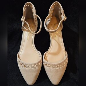 Jessica Simpson Cream Zuka Suede  Women Flats Shoes-Size 6.5